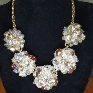 Exquisite!  NWT J Crew Rhinestone Crystal Statement Snowball Necklace